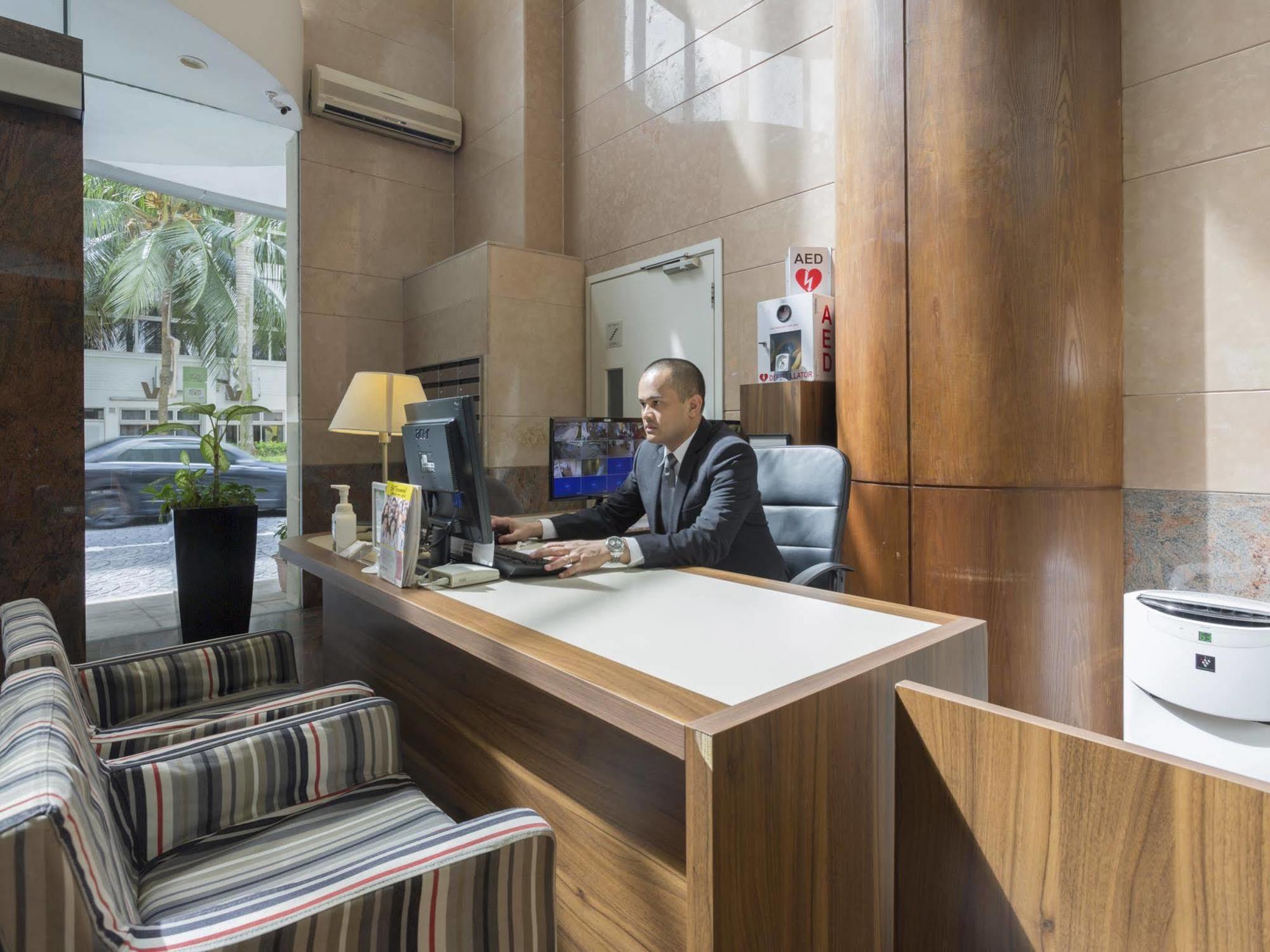 Village Residence West Coast By Far East Hospitality Сингапур Экстерьер фото